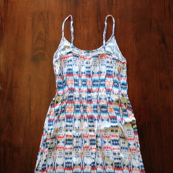 Old Navy summer dress - Picture 2 of 5